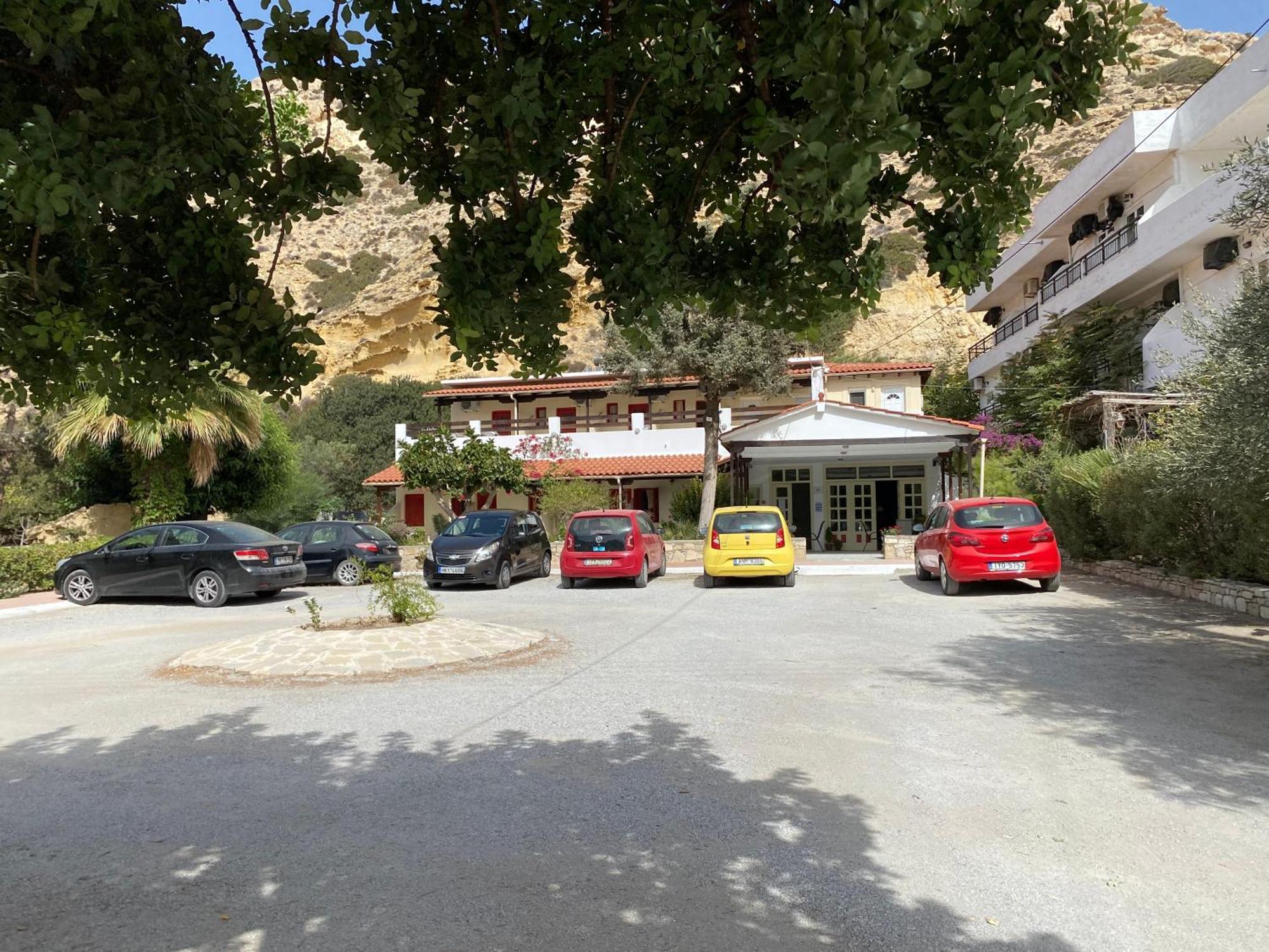 Pension Romantika Matala Exterior foto
