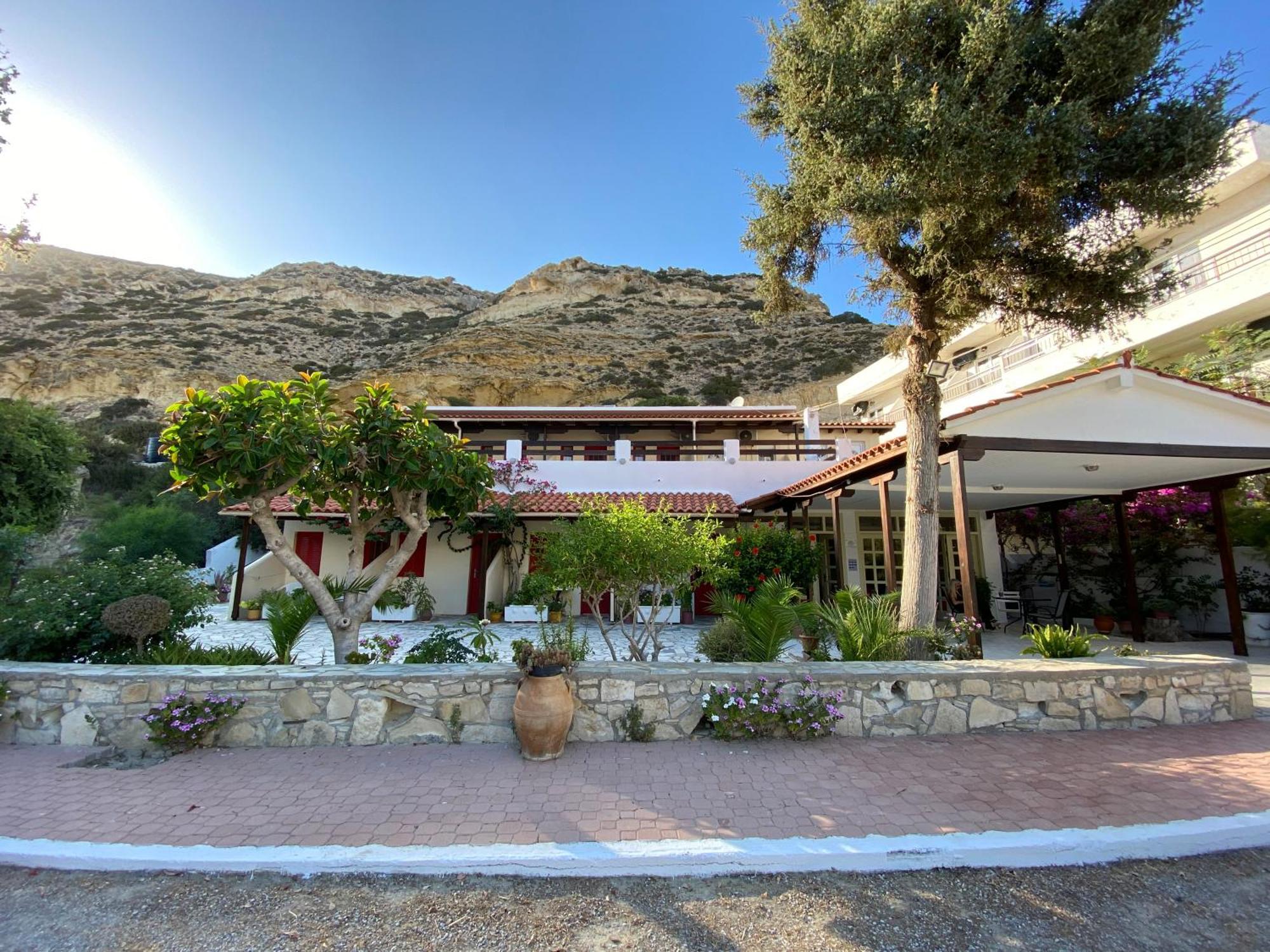 Pension Romantika Matala Exterior foto